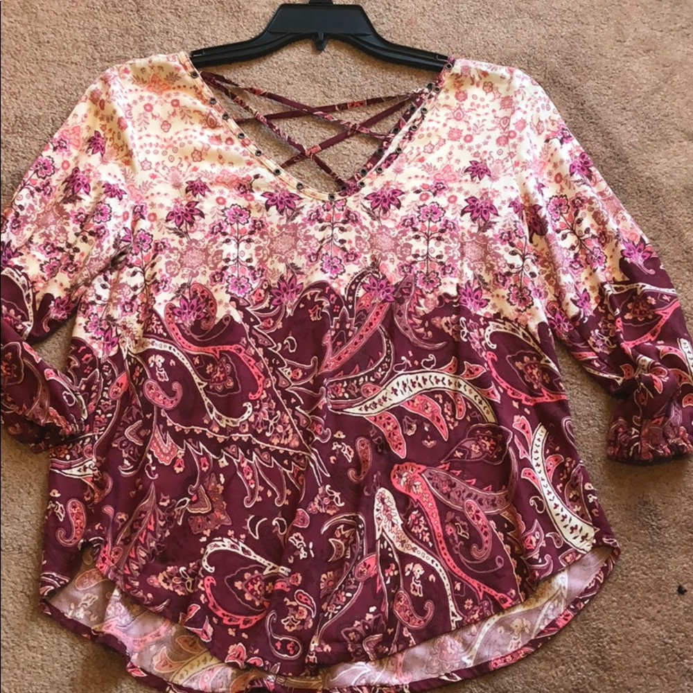 Hollister top